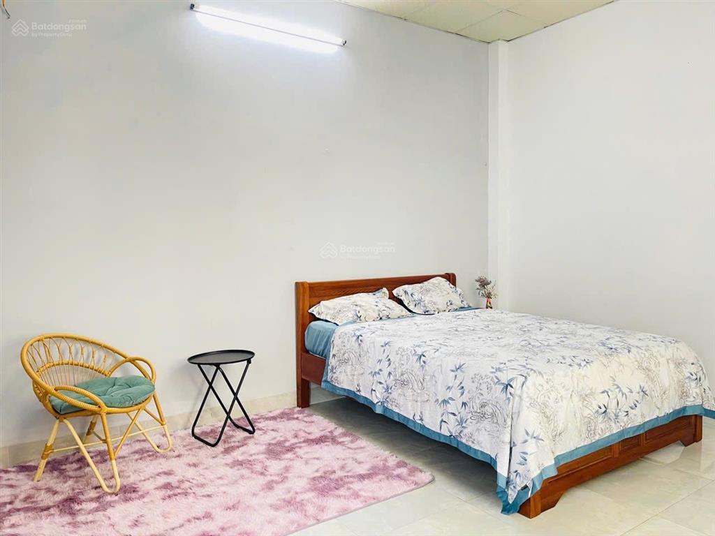 Căn nhà 2 tầng đẹp rất nhiều tài lộc & may mắn nhượng lại giá mềm.