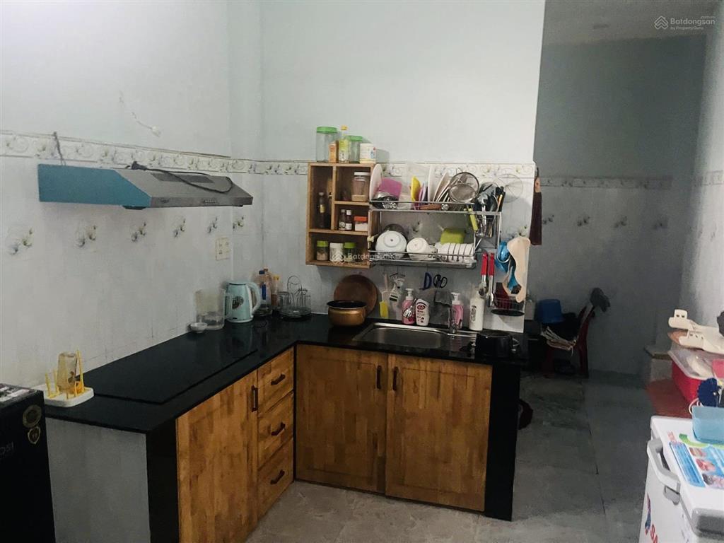 Nhà 2 tầng đường ô tô thông thoáng, gần tháp bà & biển hòn chồng