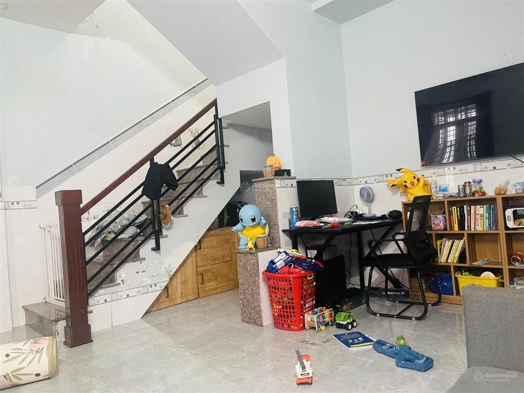 Nhà 2 tầng đường ô tô thông thoáng, gần tháp bà & biển hòn chồng