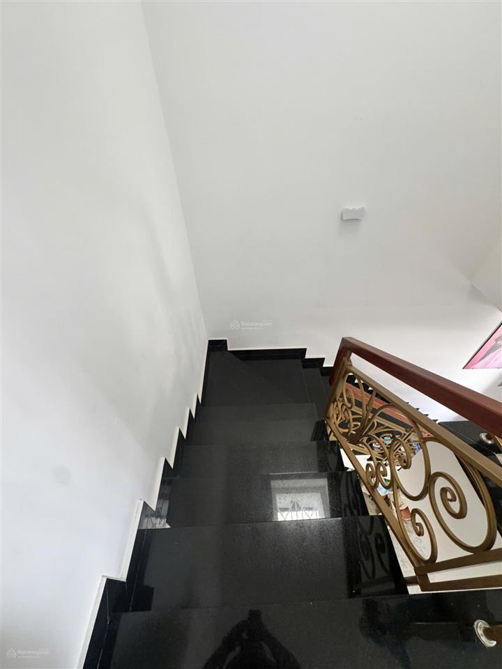 Nhà đẹp 02 tầng  giá cực tốt tại t.tâm vĩnh hải (bắc nha trang)