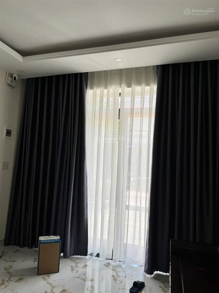 Hàng hiếm  nhà đẹp cách biển 600m, ô tô tận nơi