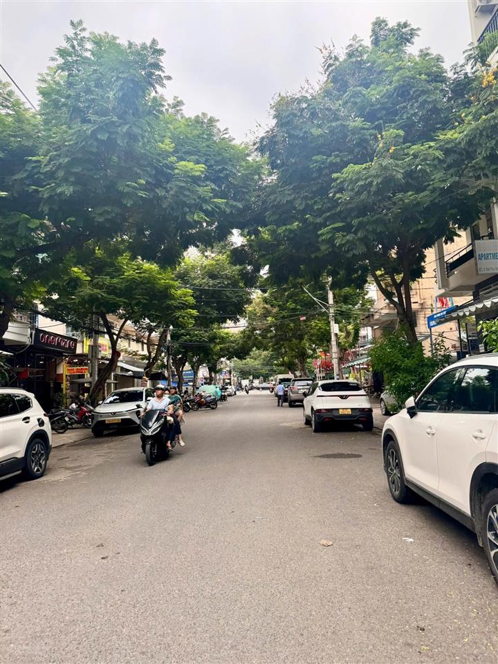 Đất phố tây nha trang  gần biển & quảng trường