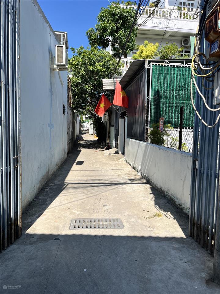 Lô đất bé bé bình dân phù hợp xây ở gần trường & chợ