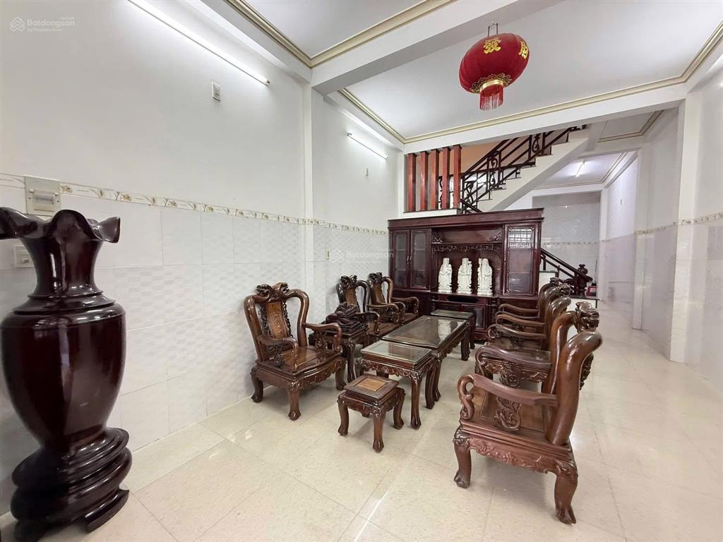 Cơ hội cực tốt  nhà 4 tầng full gỗ, trung tâm vĩnh hải  bắc nha trang