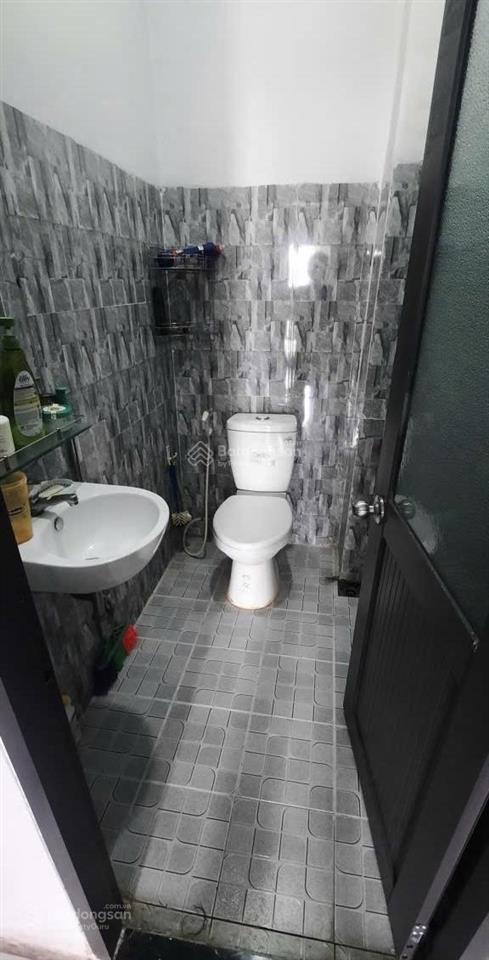 Nhà hẻm kiên cố đẹp 2,5 tầng hẻm mai xuân thưởng gần biển (800m)