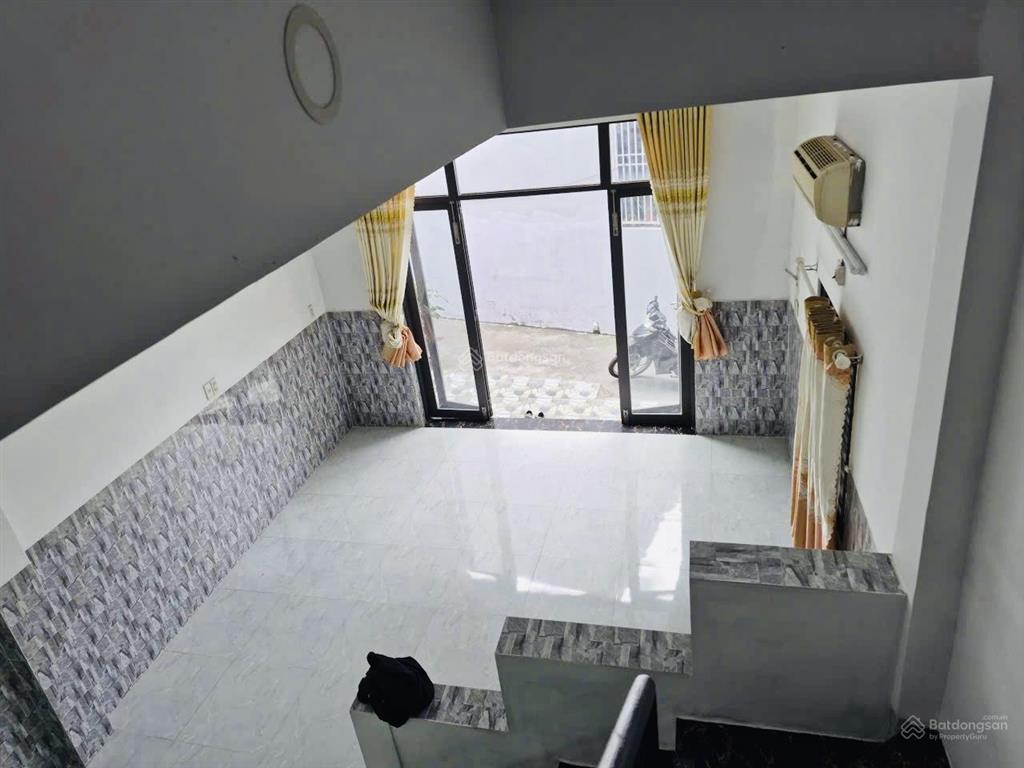 Nhà hẻm kiên cố đẹp 2,5 tầng hẻm mai xuân thưởng gần biển (800m)