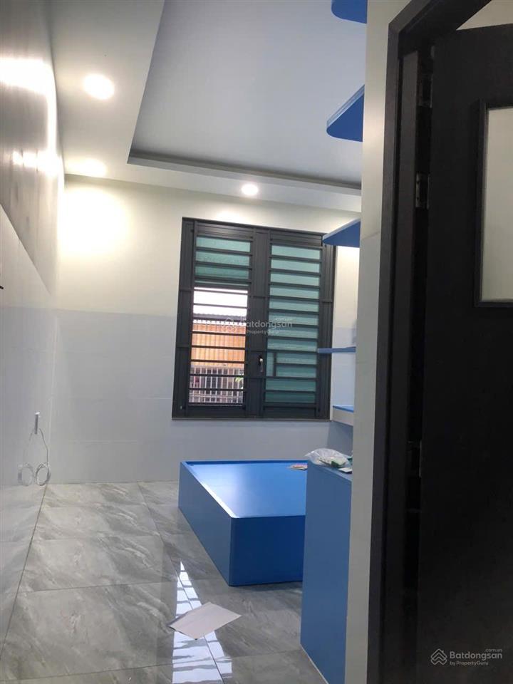 Nhà 3 tầng đẹp lung linh gần trường chợ biển
