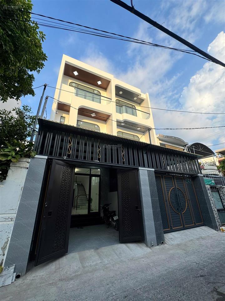 Cơ hội nghỉ ngơi cạnh bãi tắm hòn chồng với căn nhà 3 tầng mới keng