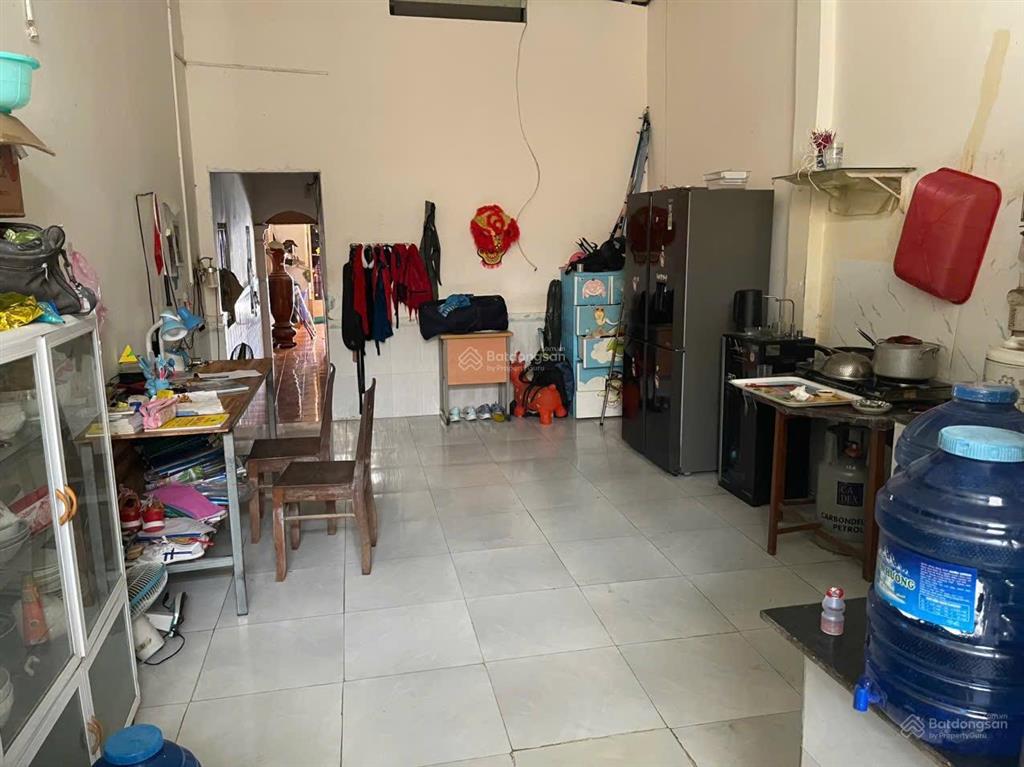 Trung tâm phía bắc khu tập thể trường sỹ quan thông tin  khu bàn cờ