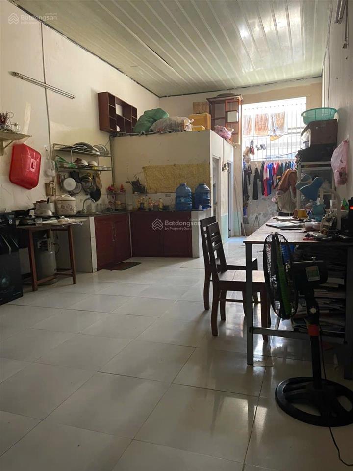 Trung tâm phía bắc khu tập thể trường sỹ quan thông tin  khu bàn cờ