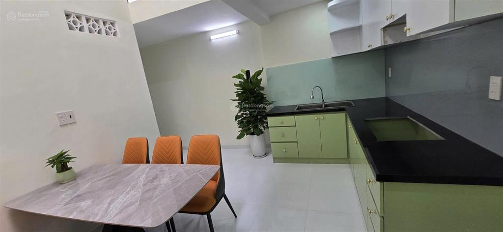 Nhà mới đẹp vào ở được ngay (p vĩnh hoà) gần bến xe phía bắc nha trang, cách biển 1,2km
