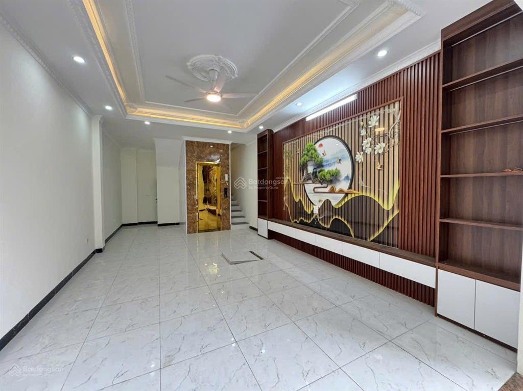 Bán nhà trịnh văn bô, có thang máy, nhà mới, ngõ ô tô tải. 8,4 tỷ. căn góc