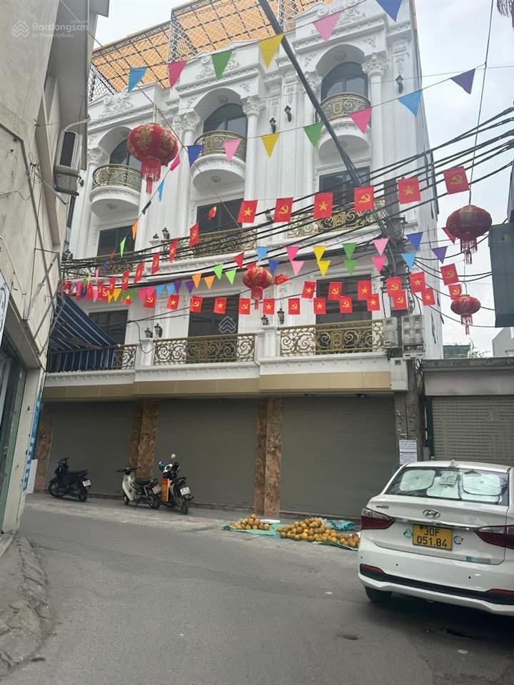 Bán nhà trịnh văn bô, có thang máy, nhà mới, ngõ ô tô tải. 8,4 tỷ. căn góc