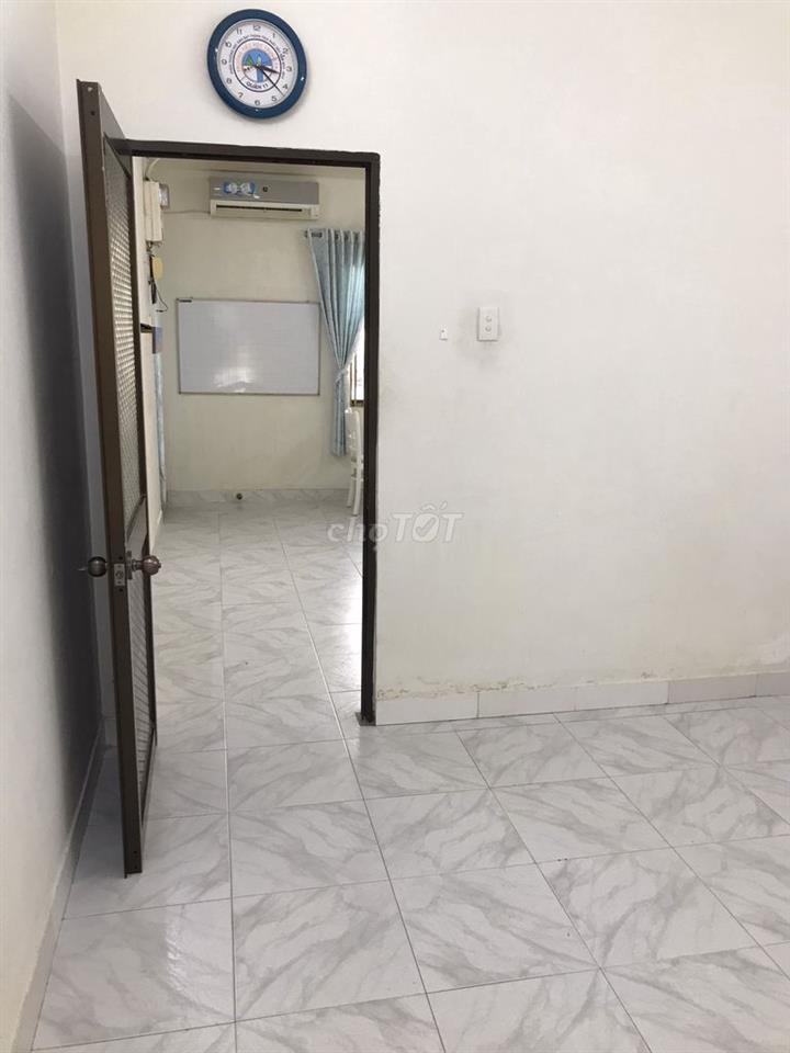 Cho thuê căn hộ 40m2 Chung cư 162 Nguyễn Thị Nhỏ, Phường Phú Thọ