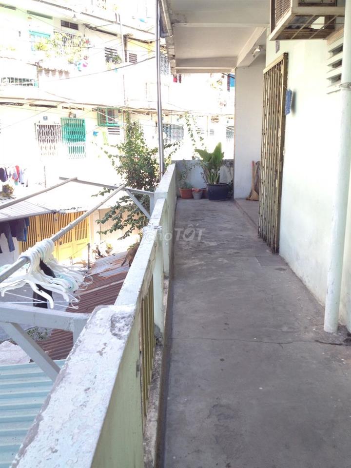Cho thuê căn hộ 40m2 Chung cư 162 Nguyễn Thị Nhỏ, Phường Phú Thọ