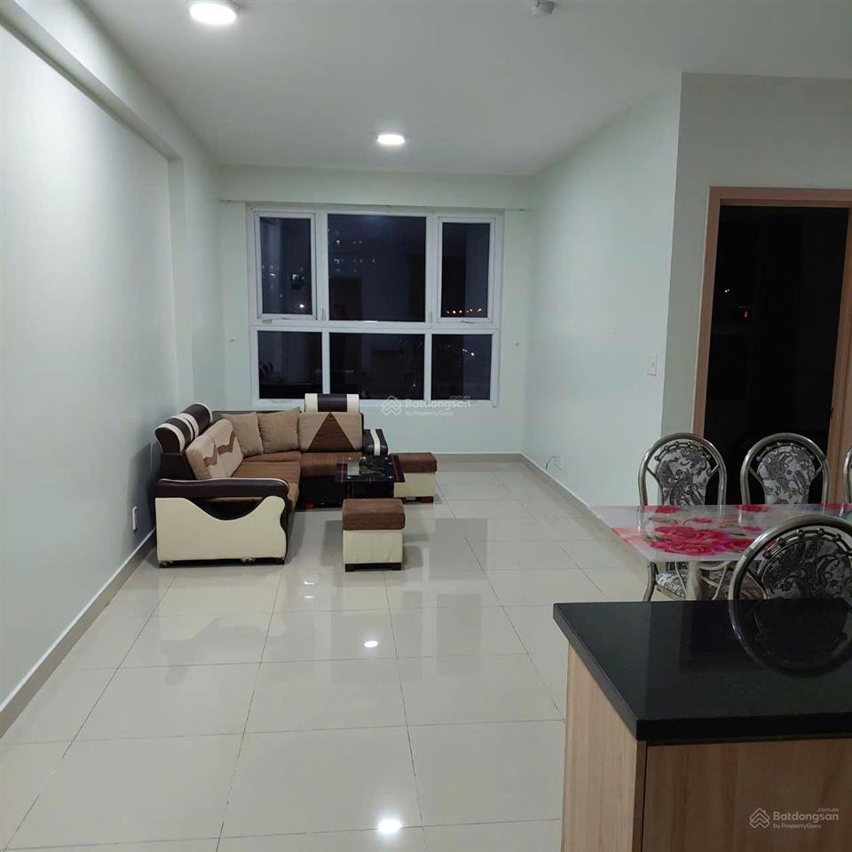 Bán căn hộ 3pn 2wc trung tâm, full tiện ích, công viên hồ bơi, sổ hồng sẵn, sang tên ngay, 82,1m2