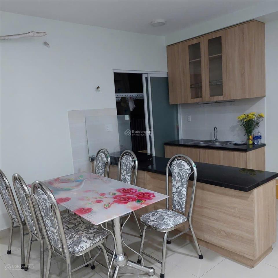 Bán căn hộ 3pn 2wc trung tâm, full tiện ích, công viên hồ bơi, sổ hồng sẵn, sang tên ngay, 82,1m2