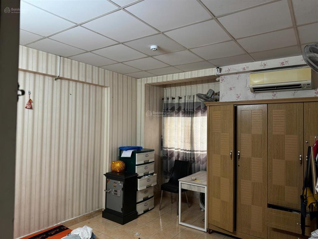 Bán căn hộ man thiện q9, bước bộ ra ga metro, tặng nội thất, sổ hồng sẵn, dt 73m2, giá 2,85 tỷ