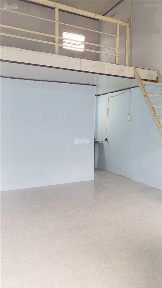 Cho thuê phòng trọ ngay trung tâm tp nha trang. 25m2, có gác lửng, giá 1,8 triệu/tháng