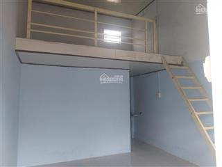 Cho thuê phòng trọ ngay trung tâm tp nha trang. 25m2, có gác lửng, giá 1,8 triệu/tháng