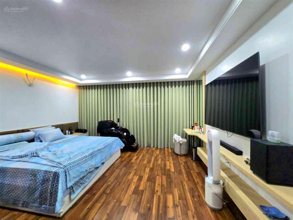 Hàng hiếm trục chính 30m him lam hồng bàng 2 mặt đường, khó tìm căn thứ hai!