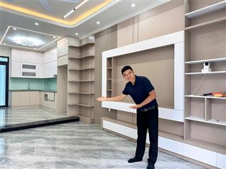 4,x tỷ nhà 4 tầng xây độc lập, ô tô đỗ cửa sát siêu thị mega market hồng bàng