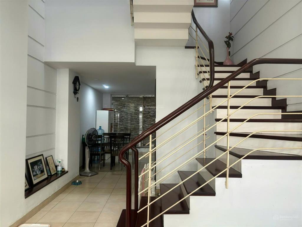 Cho thuê nhà phố mặt tiền đường số 18, bình tân 68,2m2 (4x17m), 2,5 tấm, giá chỉ 14 triệu/tháng
