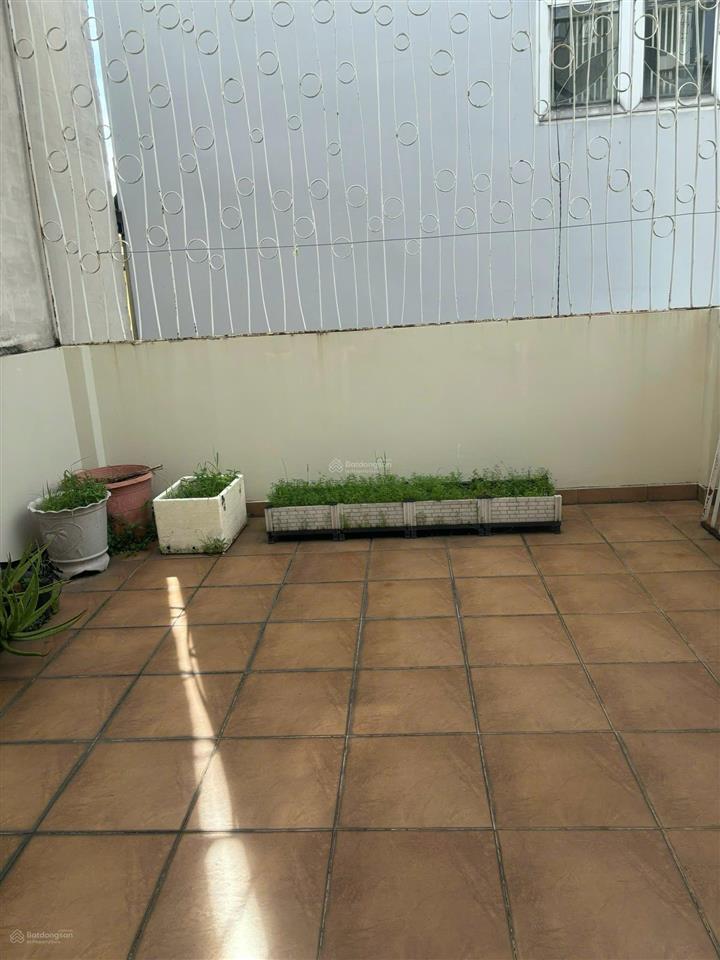 Cho thuê nhà phố mặt tiền đường số 18, bình tân 68,2m2 (4x17m), 2,5 tấm, giá chỉ 14 triệu/tháng
