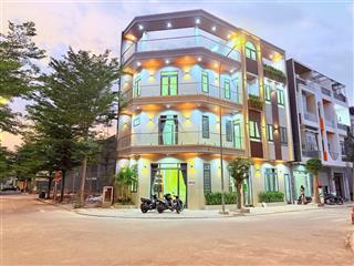 Bán nhà góc 2 mặt tiền thuận giao  tphcm giá 7,9 tỷ tl.  xem nhà 0901 676 *** nhà đất ngọc huyền