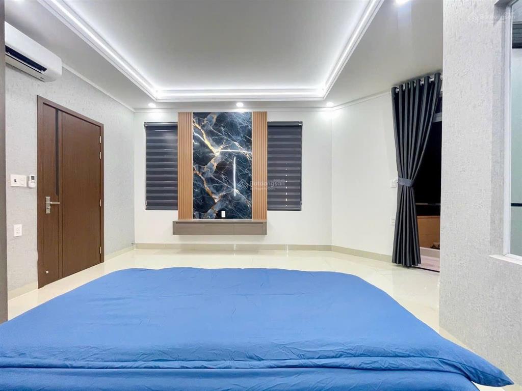 Bán nhà góc 2 mặt tiền thuận giao  tphcm giá 7,9 tỷ tl.  xem nhà 0901 676 *** nhà đất ngọc huyền