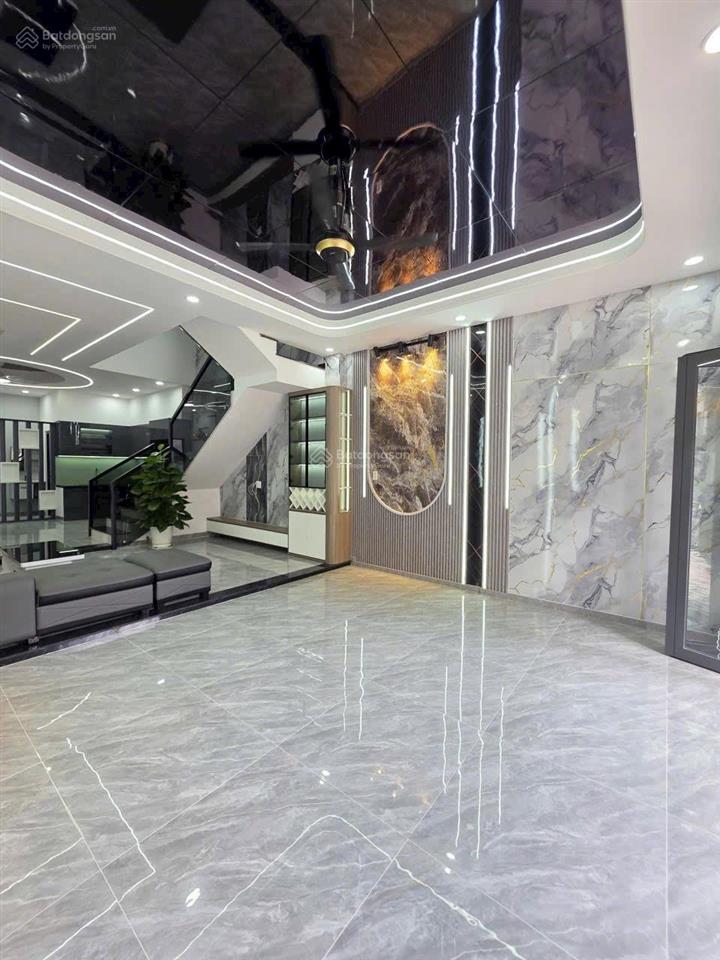 Bán gấp nhà đẹp đối diện quỹ đất chung cư,thuận giaothuận anbd 70m2 giá 6,1 tỷ tl.  0901 676 ***