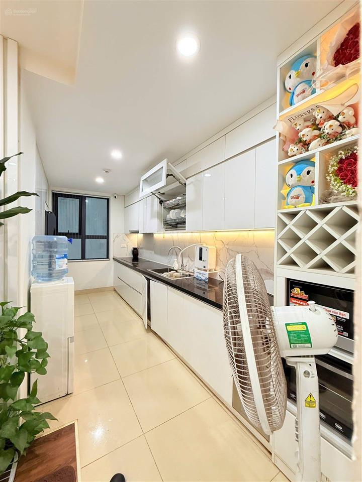 Chính chủ bán căn hộ 3 ngủ toà golmark city. tặng kèm ful nội thất 0975 750 ***