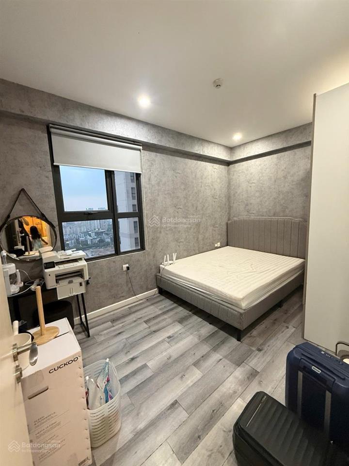 Cần bán căn hộ 2 ngủ tòa d'capitale trần duy hưng. 2 ngủ hơn 5 tỷ 0975 750 ***