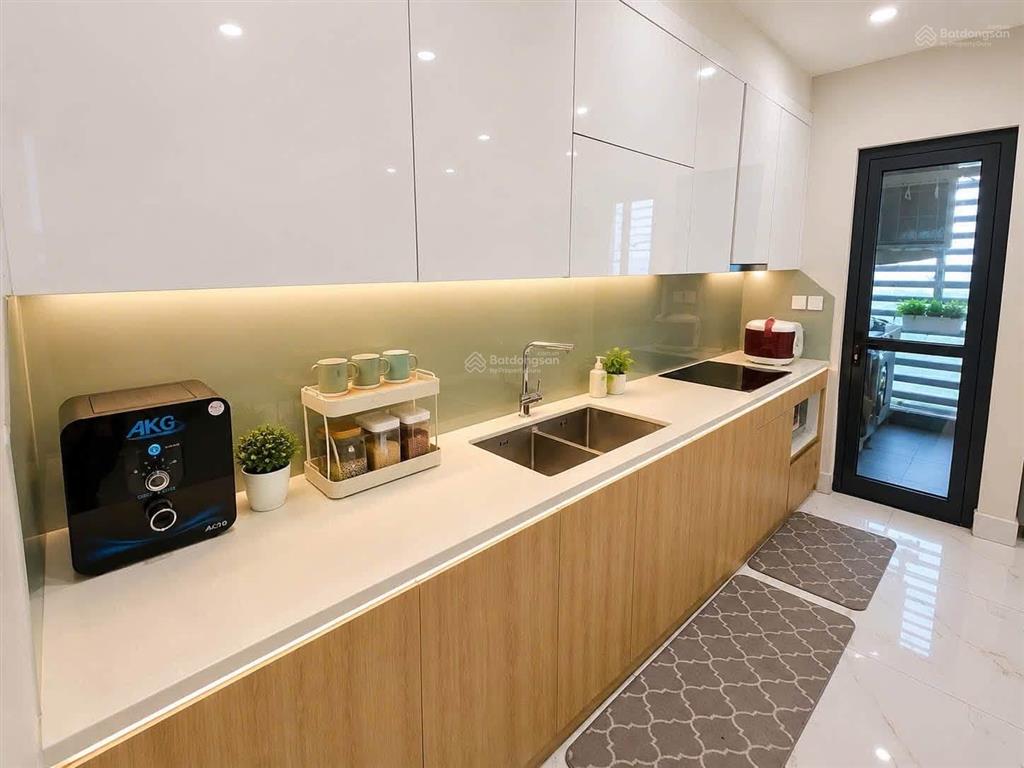 Chính chủ. cần bán căn 2 ngủ để mua duplex cùng tòa. 90m², 2 ngủ, 2w, hơn 9 tỷ. 0975 750 ***