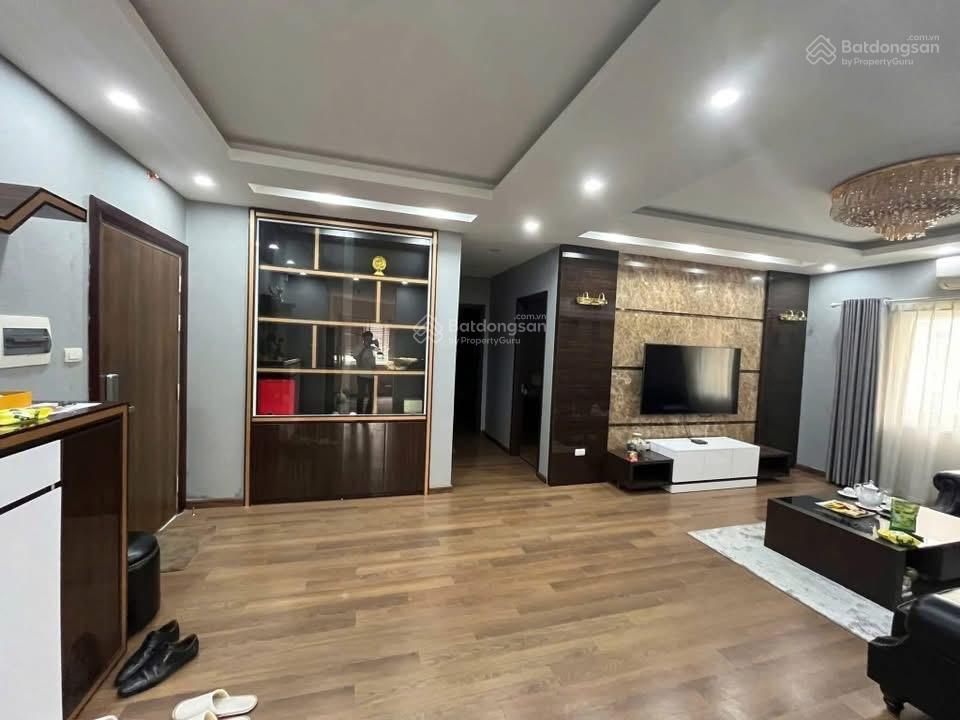 Chính chủ cần bán căn 3 ngủ tòa cc khu đô thị nam cường giá hơn 10 tỷ 0975 750 ***