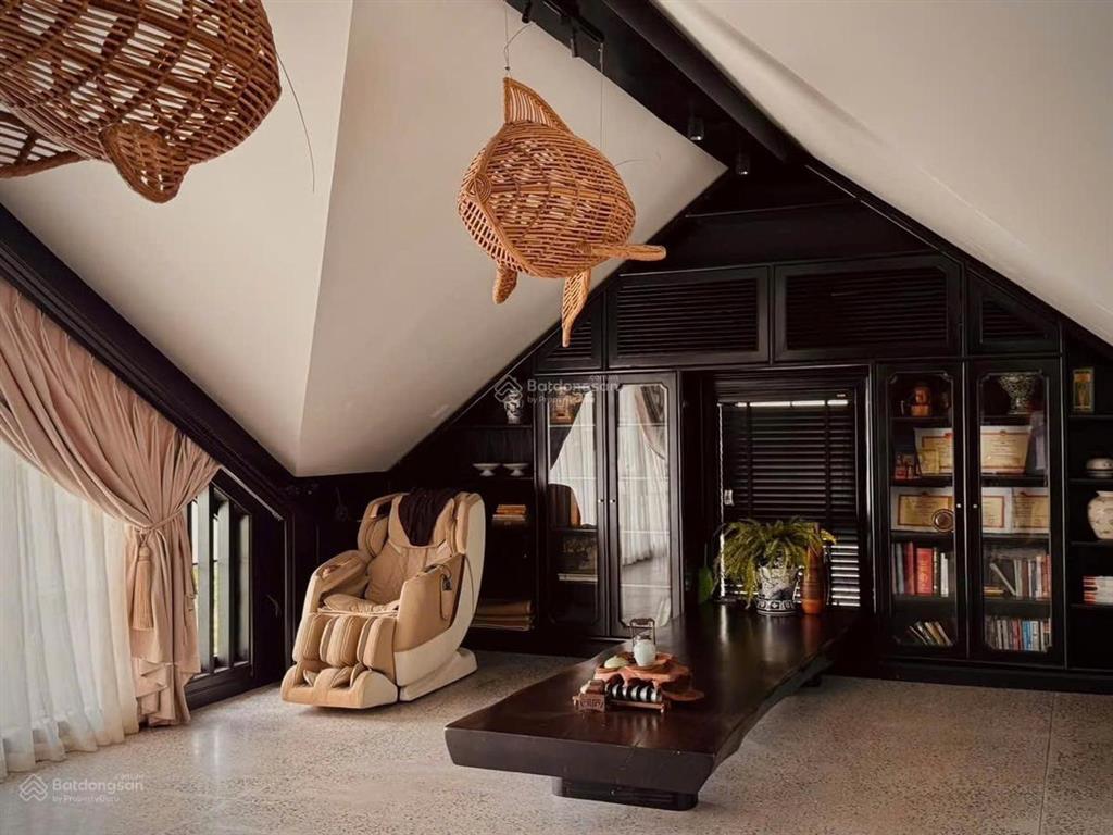 Biệt thự sân vườn đơn lập view hồ điều hoà mặt tiền lớn khu đô thị vinhomes nam an khánh 0975 750 ***