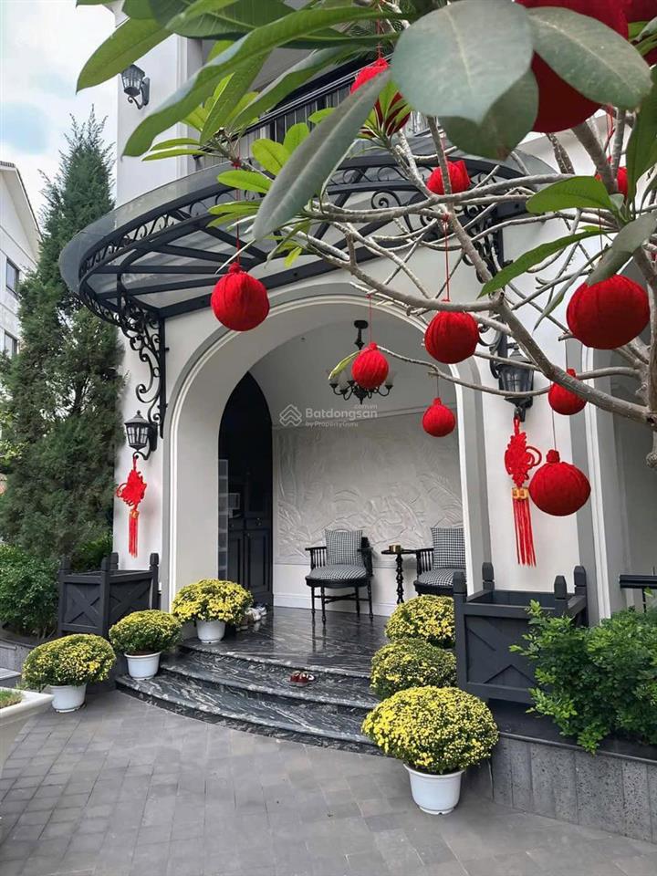 Biệt thự sân vườn đơn lập view hồ điều hoà mặt tiền lớn khu đô thị vinhomes nam an khánh 0975 750 ***