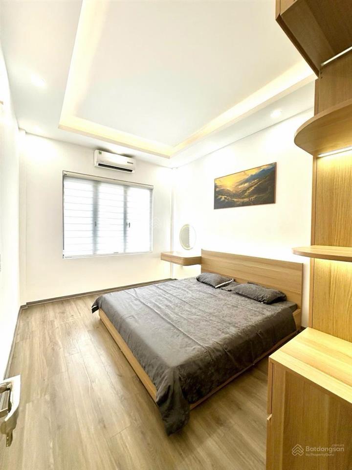 0975 750 *** chính chủ bán nhà ngõ 59 khúc thừa dụ giá chỉ hơn 8 tỷ. full nội thất alo 0975 750 ***