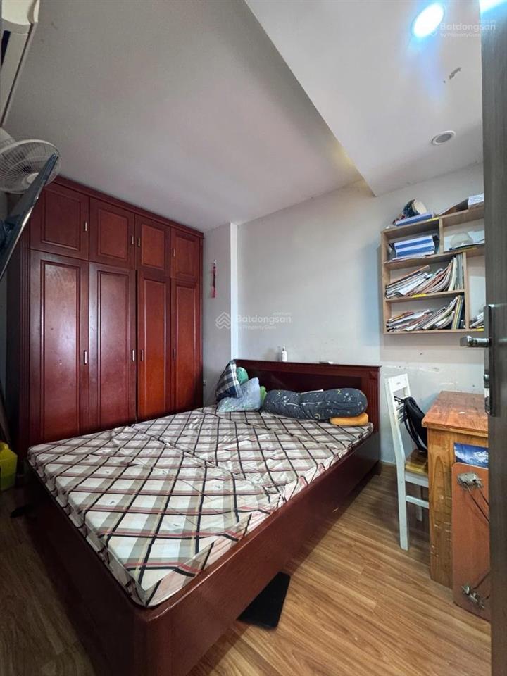 0975 750 ***. chính chủ cần bán căn 3 ngủ tòa ct2b nghĩa đô, cầu giấy, giá hơn 6 tỷ.