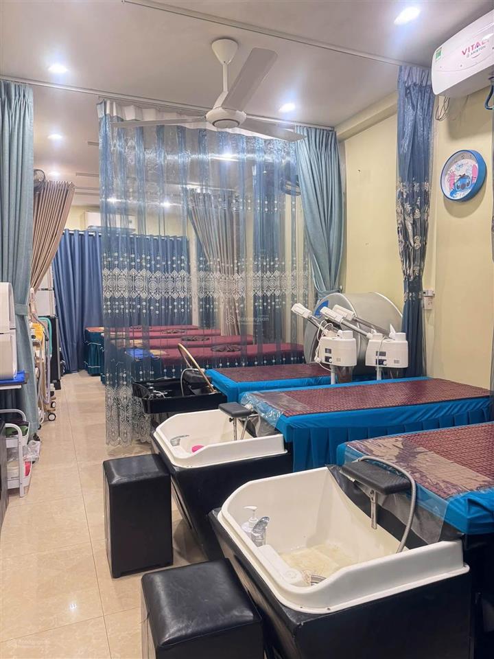 Chính chủ bán nhà phố đồng bát. dt45m xây5 tầng. 2mặt tiền trước sau. vừa ở vừa cho thuê 0975 750 ***