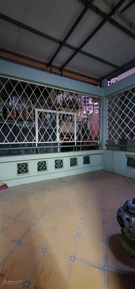Bán nhà 4 tầng diện tích 38m hiện có 4 pngủ. mặt tiền 4m lô góc phòng nào cũng thoáng  0975 750 ***