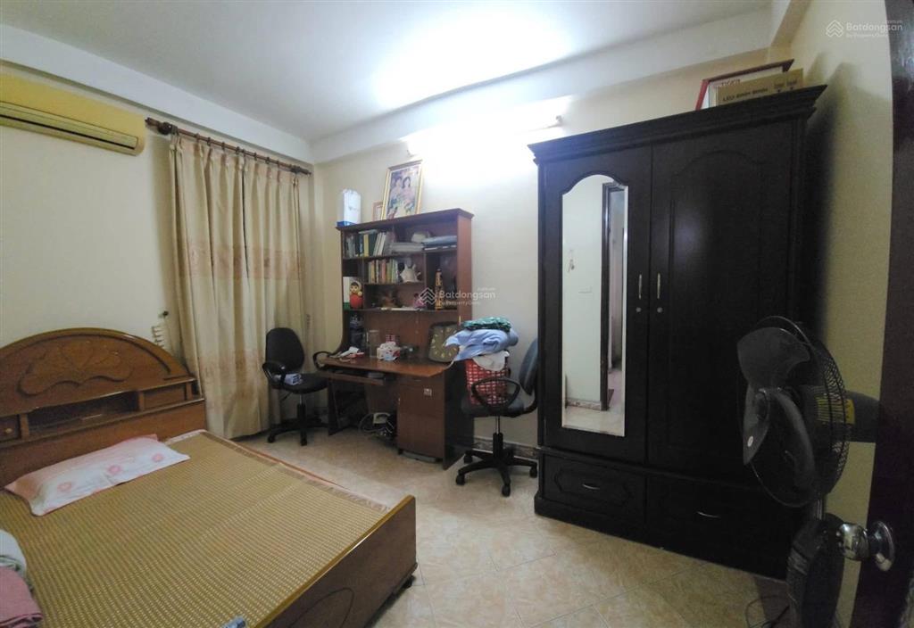 Bán nhà 4 tầng diện tích 38m hiện có 4 pngủ. mặt tiền 4m lô góc phòng nào cũng thoáng  0975 750 ***
