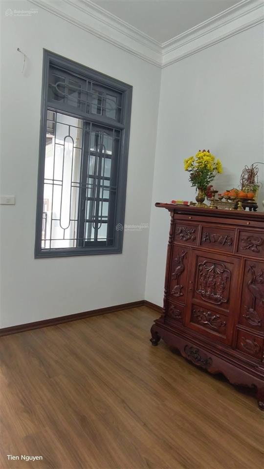 Bán nhà riêng gần phố ngọc khánh . diện tích 35m xây mới 5tầng đầy đủ nội thất nhỉnh 9tỷ 0975 750 ***