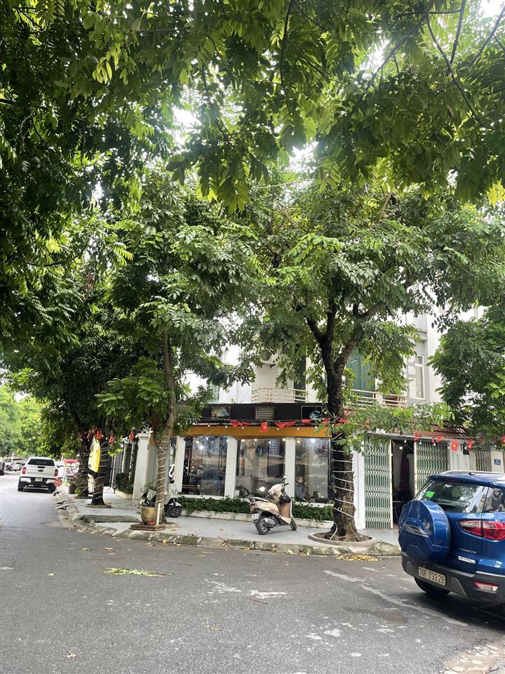 Chính chủ bán biệt thự lô góc, vỉa hè. ô tô tránh hộ khẩu cầu giấy giá tốt  0975 750 ***