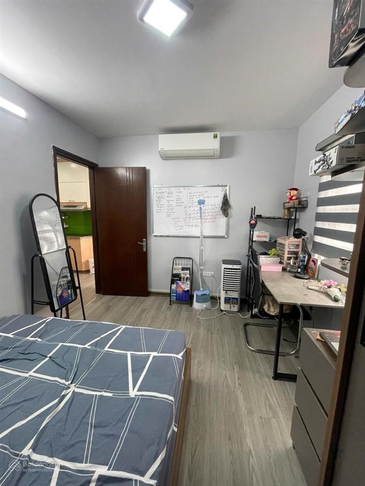 Nhỉnh 5 tỷ có căn hộ 70m 2 ngủ 2 wc tòa mhdi đình thôn. sổ lâu dài ful nt  0975 750 ***