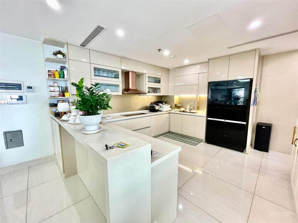Chính chủ bán căn duplex toà golden field mỹ đình 4 ngủ 4 wc giá 18, tỷ  0975 750 ***