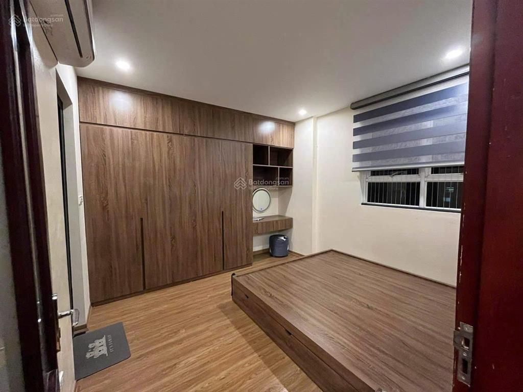 Chính chủ bán căn hộ 2 ngủ, 2 wc, dt 75m, khu đô thị mễ trì hạ, giá nhỉnh 5 tỷ.  0975 750 ***