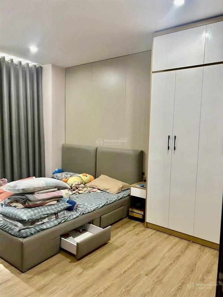 0975 750 *** chính chủ cần bán căn 3 ngủ tòa nhà vinaconex 1 khuất duy tiến giá nhỉnh 70tr/m