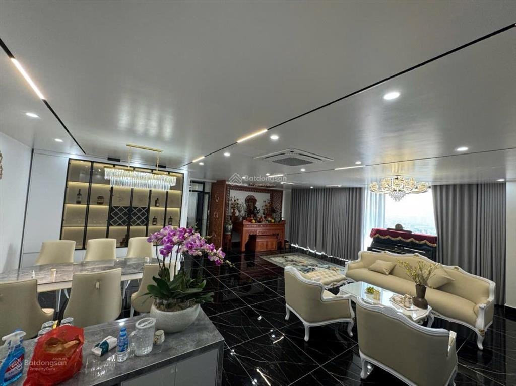 0975 750 ***' chính chủ cần bán căn duplex siêu rộng. 405m 2 tầng có 5 phòng ngủ giá tốt