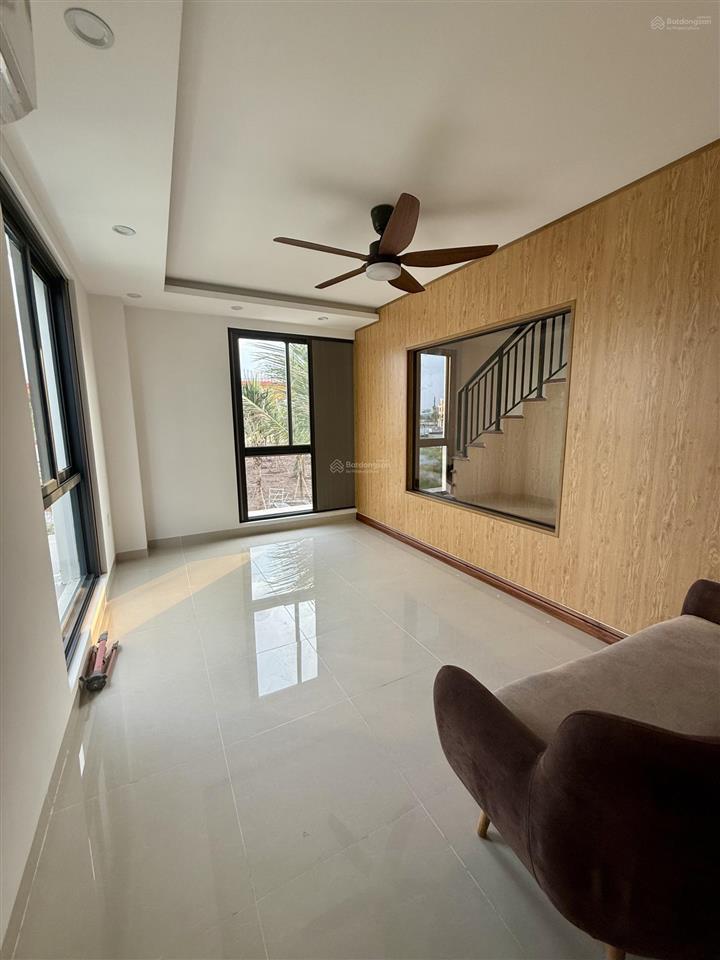 Cho thuê shophouse tại vinhomes royal island, 15 triệu vnd/th, 65 m2, giá ưu đãi
